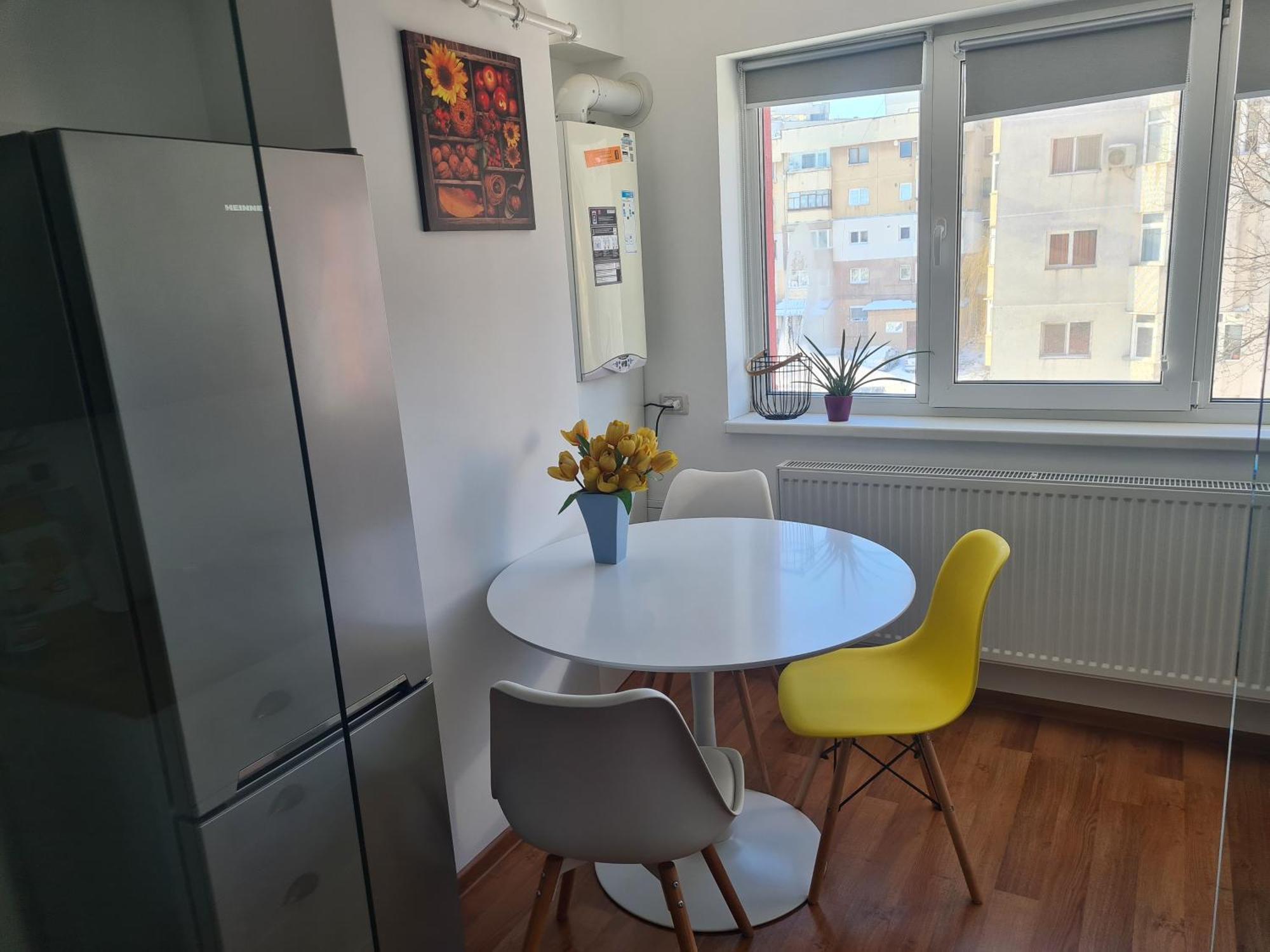 Mall Luxury Apartments Bacau Ngoại thất bức ảnh