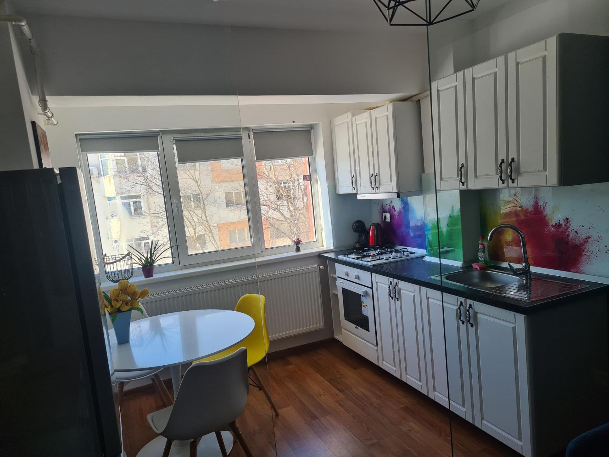 Mall Luxury Apartments Bacau Ngoại thất bức ảnh